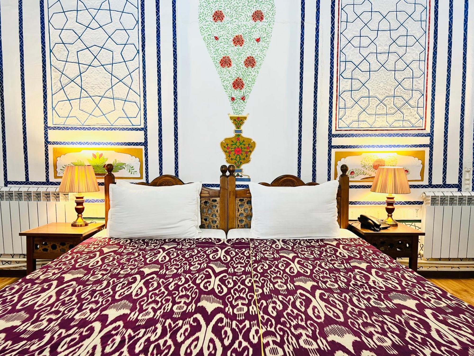 Komil Bukhara Boutique Hotel Ngoại thất bức ảnh