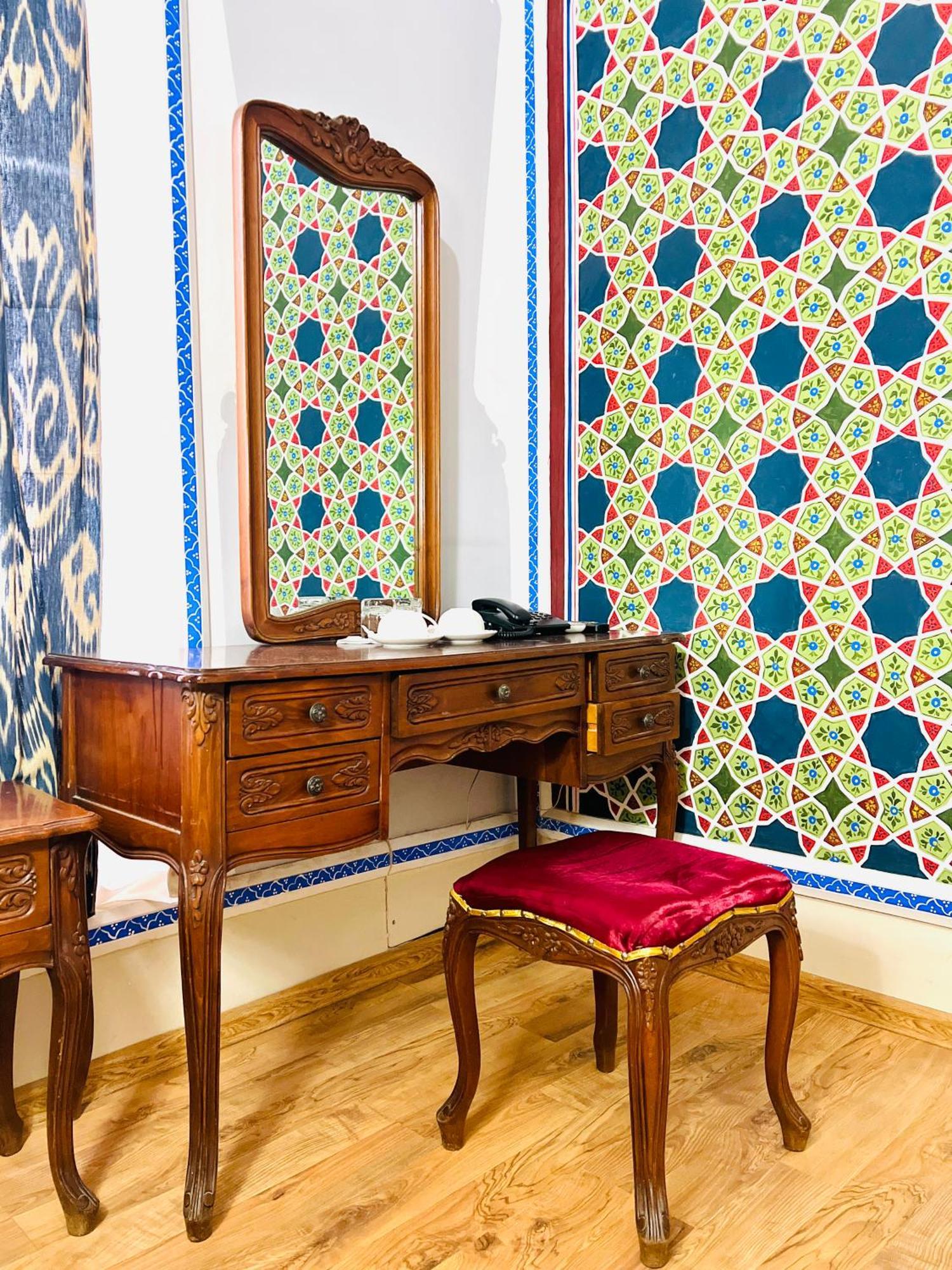 Komil Bukhara Boutique Hotel Ngoại thất bức ảnh