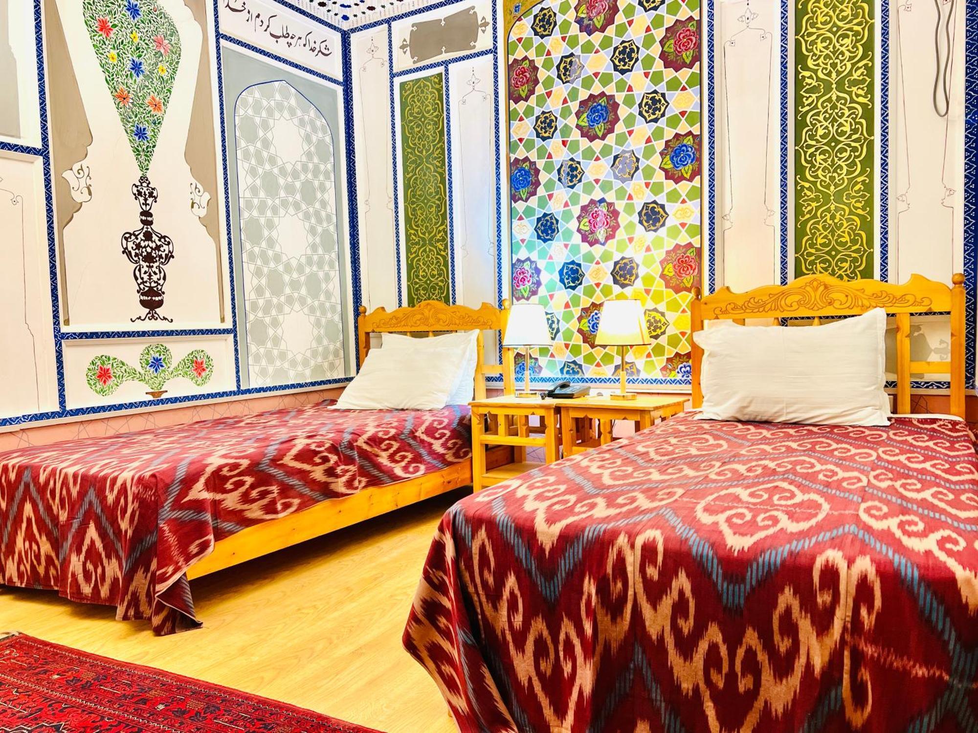 Komil Bukhara Boutique Hotel Ngoại thất bức ảnh