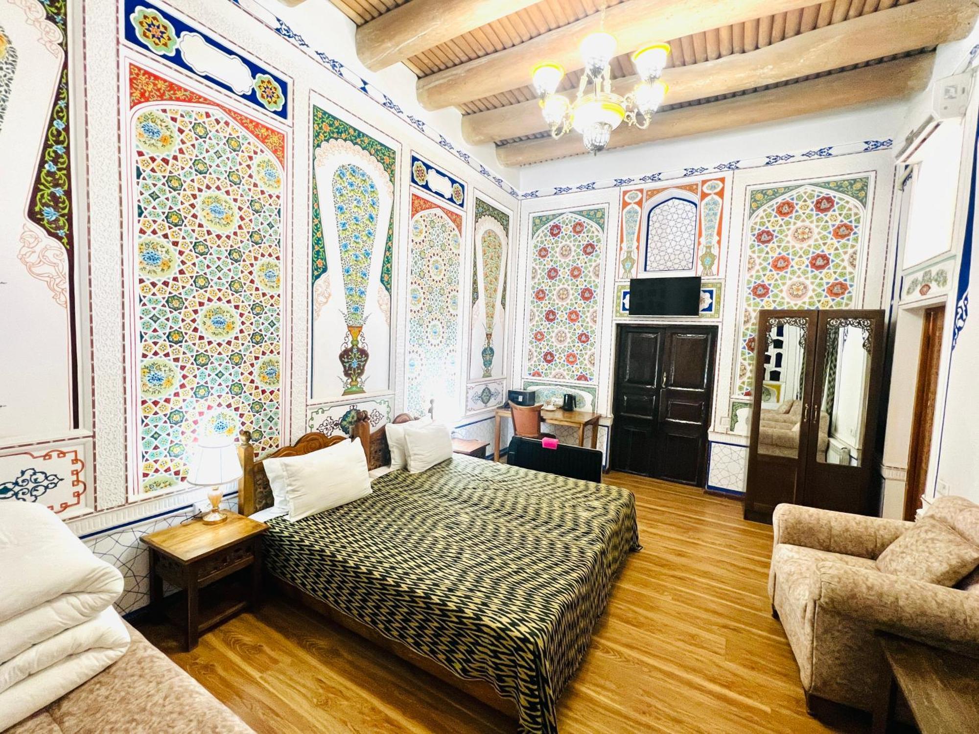 Komil Bukhara Boutique Hotel Ngoại thất bức ảnh