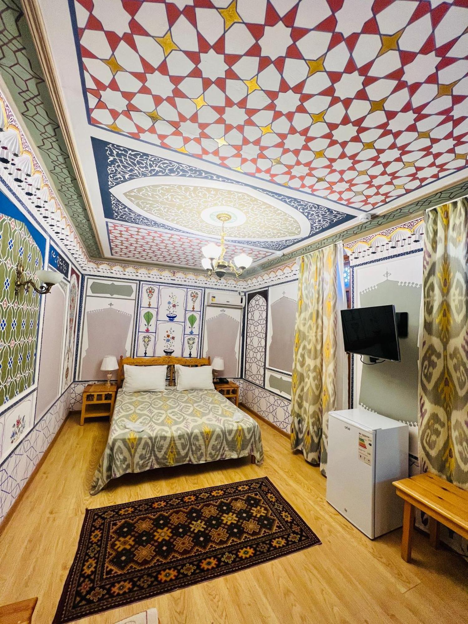 Komil Bukhara Boutique Hotel Ngoại thất bức ảnh
