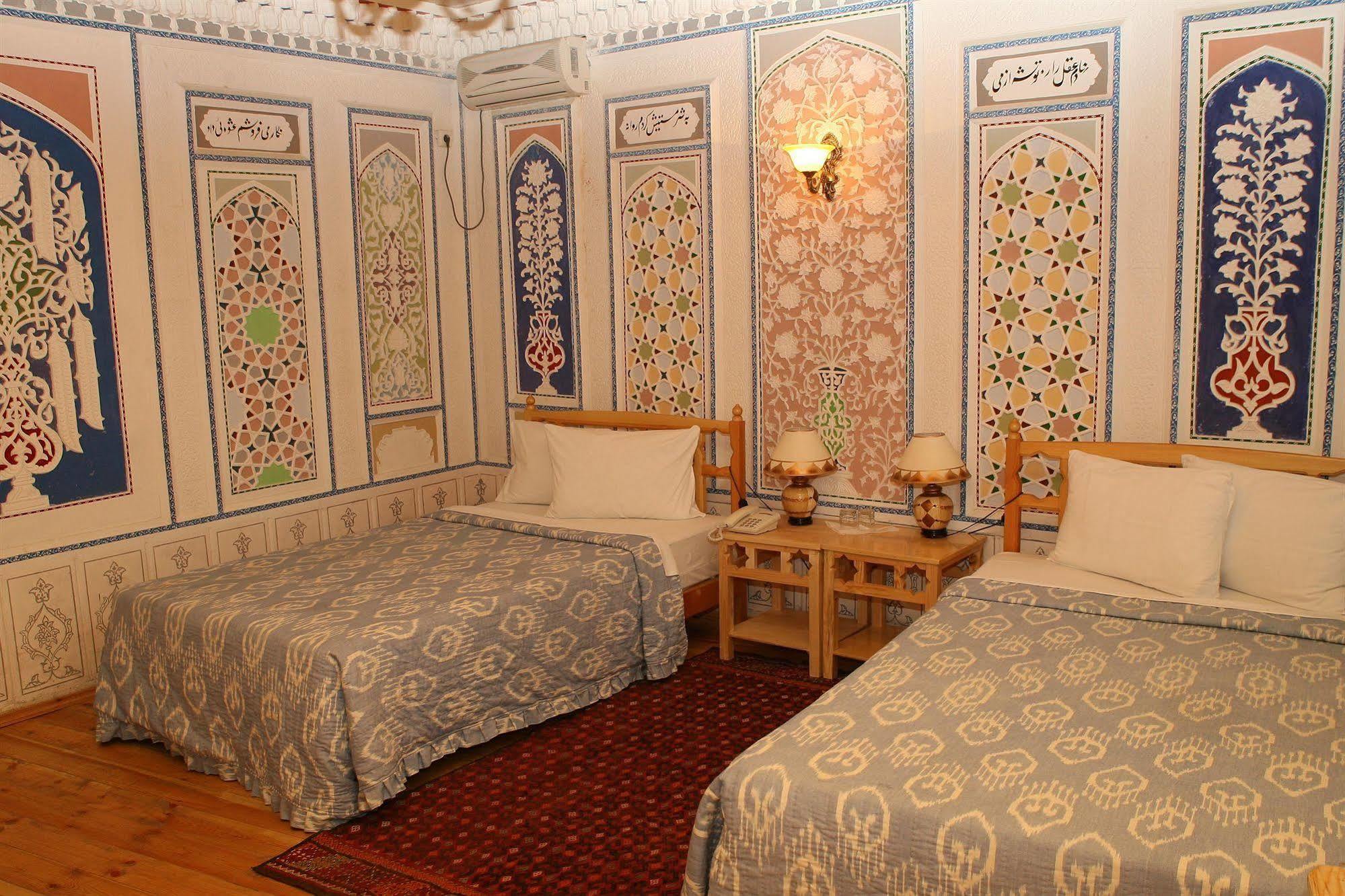 Komil Bukhara Boutique Hotel Ngoại thất bức ảnh